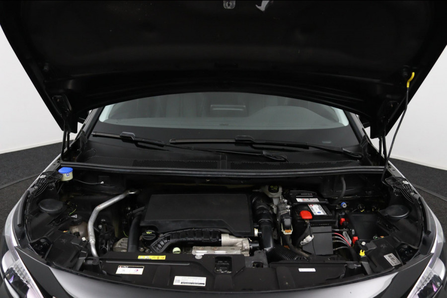 Peugeot 3008 1.2 PureTech Blue*ECC*HAAK*NAVI*CAM*CARPLAY