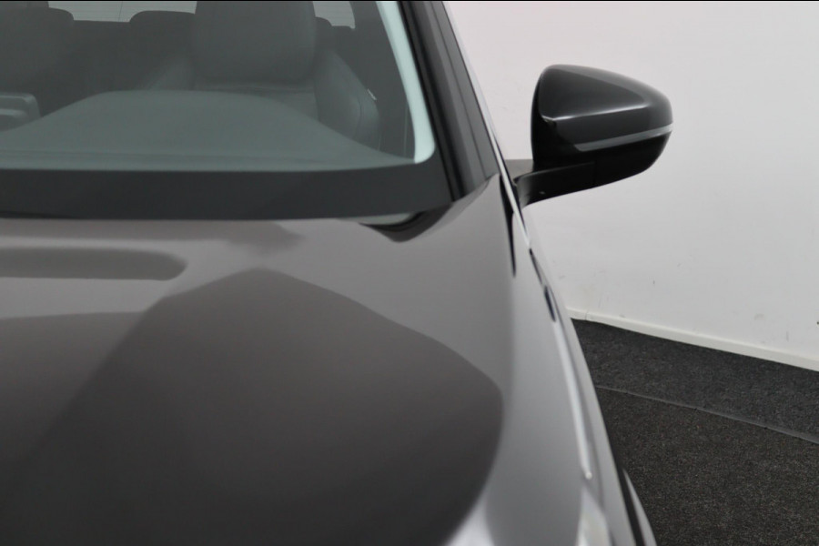 Peugeot 3008 1.2 PureTech Blue*ECC*HAAK*NAVI*CAM*CARPLAY