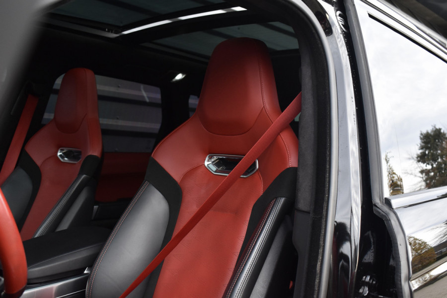 Land Rover Range Rover Sport 5.0 V8 SC SVR 575pk | Pano | Meridian Surround | Matrix | 360 Camera | Trekhaak | Carbon motorkap | CarPlay |