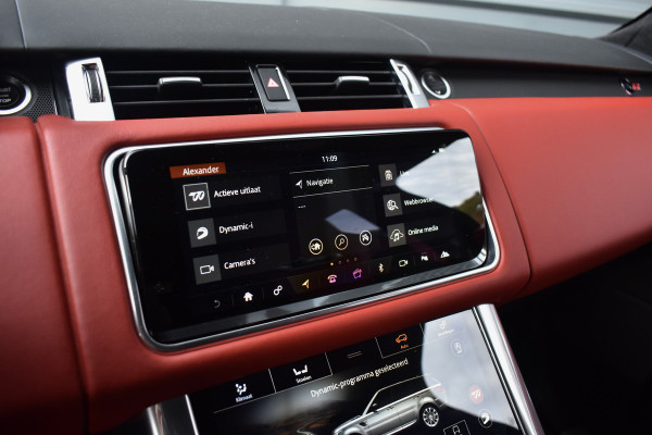 Land Rover Range Rover Sport 5.0 V8 SC SVR 575pk | Pano | Meridian Surround | Matrix | 360 Camera | Trekhaak | Carbon motorkap | CarPlay |