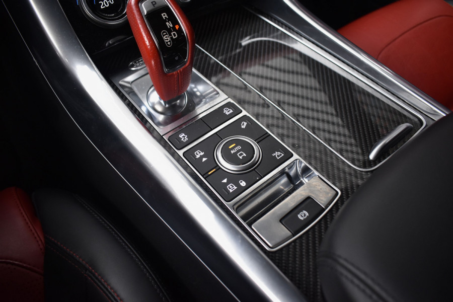 Land Rover Range Rover Sport 5.0 V8 SC SVR 575pk | Pano | Meridian Surround | Matrix | 360 Camera | Trekhaak | Carbon motorkap | CarPlay |