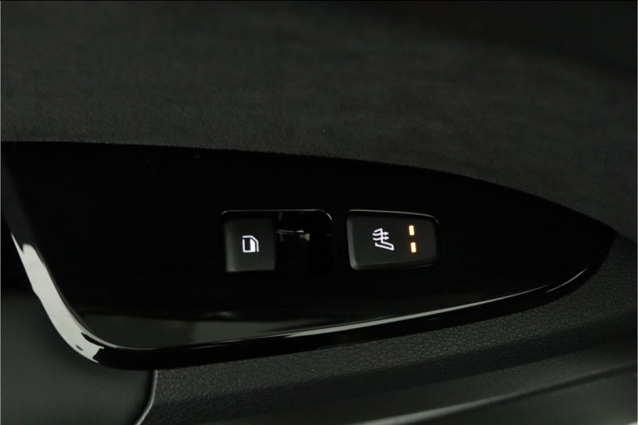 Kia Sportage 1.6 T-GDi Hybrid GT-Line Automaat Apple Carplay/Android Auto - Cruise Control - Dodehoekdetectie - Panoramadak -Stoel/Stuurverwarming - Fabrieksgarantie tot 06-2031