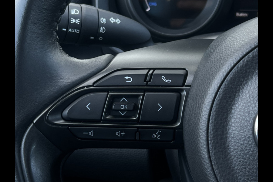 Toyota Yaris 1.5 Hybrid Dynamic | Camera | Carplay | DAB | LED | 16 inch