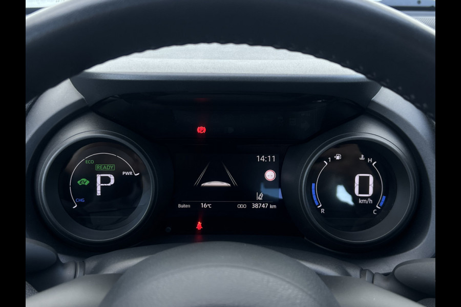 Toyota Yaris 1.5 Hybrid Dynamic | Camera | Carplay | DAB | LED | 16 inch