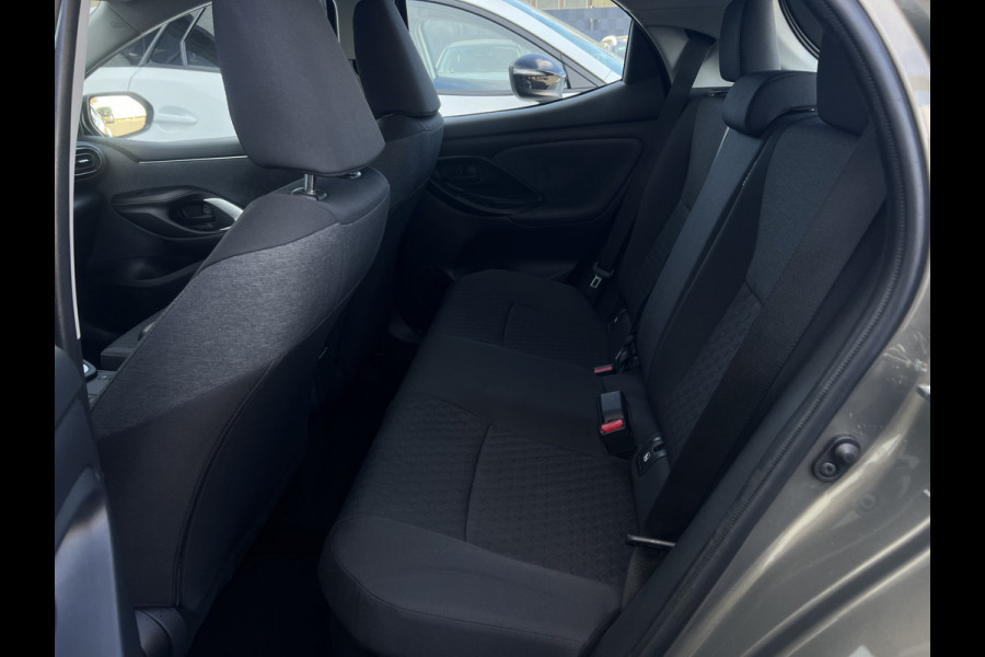 Toyota Yaris 1.5 Hybrid Dynamic | Camera | Carplay | DAB | LED | 16 inch