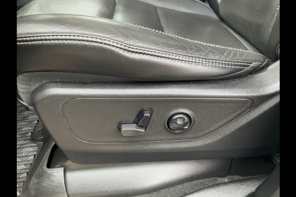 Dodge Ram 1500 5.7 V8 4x4 REBEL Adapt.Cruise Pano HUD HK Full-Screen Leer 360Cam Crew Cab