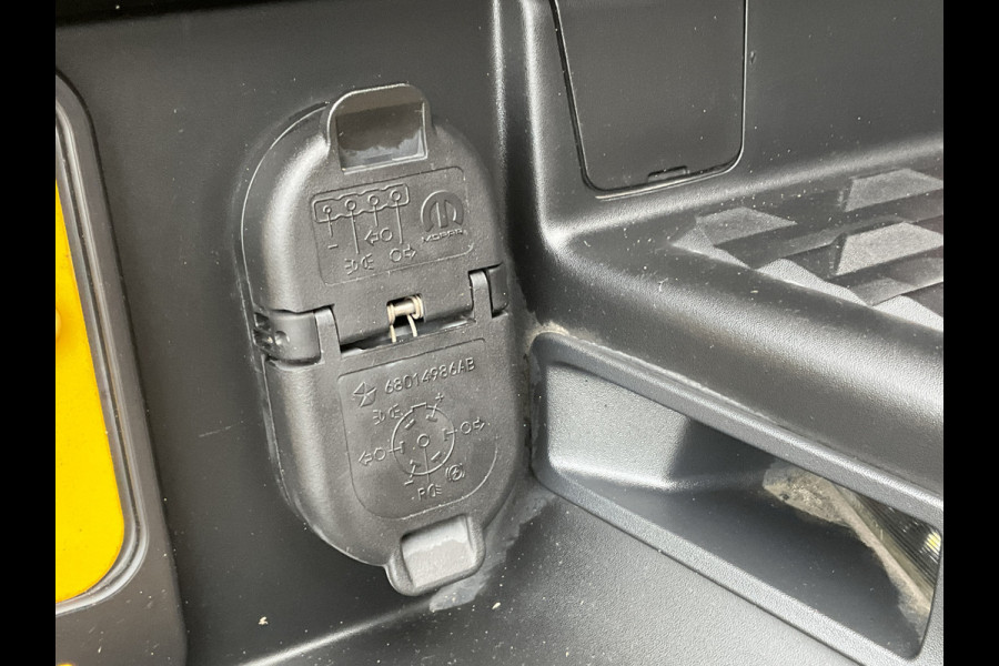 Dodge Ram 1500 5.7 V8 4x4 REBEL Adapt.Cruise Pano HUD HK Full-Screen Leer 360Cam Crew Cab