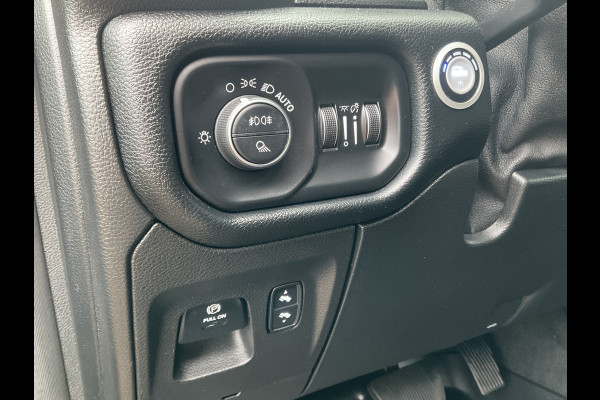 Dodge Ram 1500 5.7 V8 4x4 REBEL Adapt.Cruise Pano HUD HK Full-Screen Leer 360Cam Crew Cab