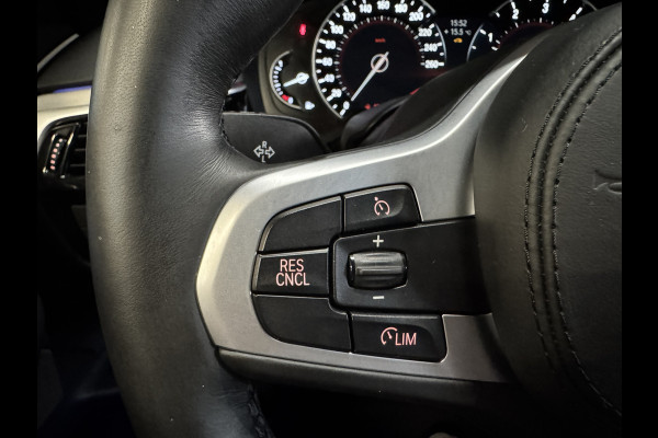 BMW 5 Serie Touring 520i Corporate Lease Executive | M-Sport | M Aerodynamica | Sfeerverlichting | 19'' | Full LED | Camera | Elektr. trekhaak