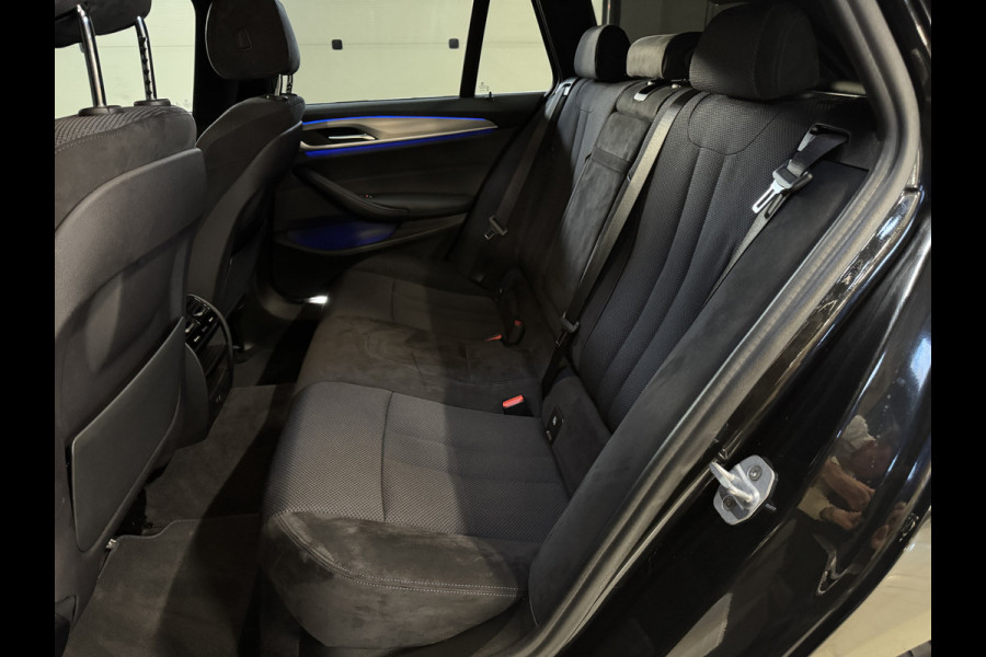 BMW 5 Serie Touring 520i Corporate Lease Executive | M-Sport | M Aerodynamica | Sfeerverlichting | 19'' | Full LED | Camera | Elektr. trekhaak