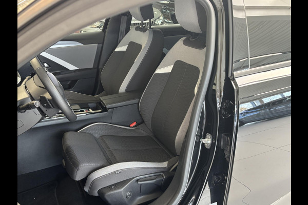 Opel Astra Sports Tourer 1.2 Turbo Hybrid Business Edition Automaat | Navigatie | Adaptive cruise control | Android auto / Apple carplay  | Stoelverwarming