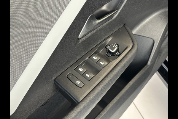 Opel Astra Sports Tourer 1.2 Turbo Hybrid Business Edition Automaat | Navigatie | Adaptive cruise control | Android auto / Apple carplay  | Stoelverwarming