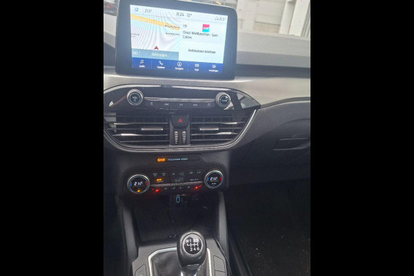 Ford Kuga 1.5 EcoBoost Titanium 150pk | Winter Pack | Navigatie | Camera | Cruise control