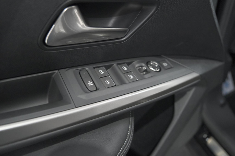 Peugeot 3008 Hybrid 145 e-DCS6 GT | Elektrische Kofferklep | Camera | Adaptieve Cruise Control | Apple CarPlay