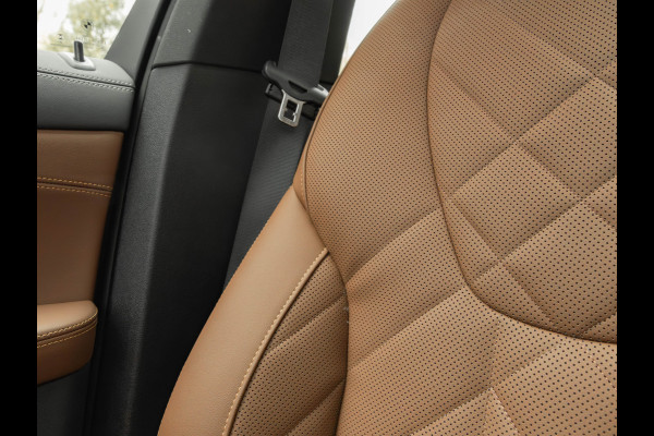 BMW X6 xDrive40i - Panoramadak - Trekhaak - Warmte Comfortpakket - Driving Assistant