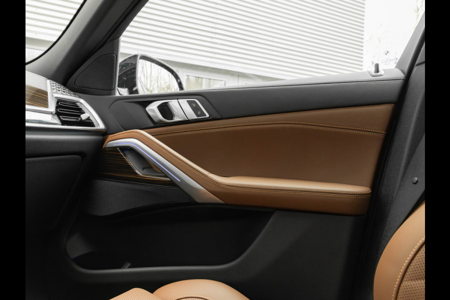 BMW X6 xDrive40i - Panoramadak - Trekhaak - Warmte Comfortpakket - Driving Assistant
