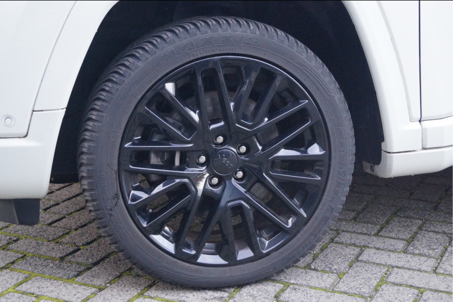 Jeep Compass 4xe 240 Plug-in Hybrid Electric S | LED | Carplay | Camera | Leer | Winterpack