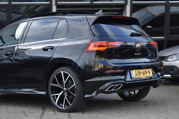 Volkswagen Golf 1.5 TSI R-Line Pano Sfeer Lane Elekstoel. Massage