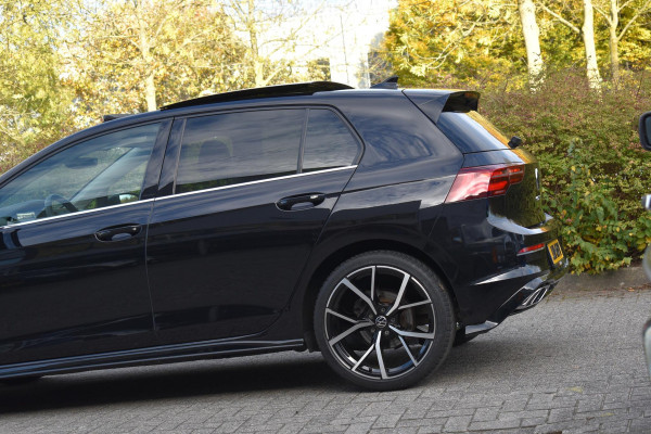 Volkswagen Golf 1.5 TSI R-Line Pano Sfeer Lane Elekstoel. Massage