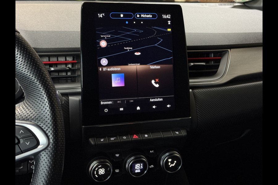 Renault Captur 1.3 TCe 160 R.S.Line | VERKOCHT! Groot Navi | Trekhaak |18 " | Camera | Stoelverwarming | PDC V+A | 100% Dealer onderhouden!