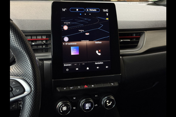 Renault Captur 1.3 TCe 160 R.S.Line | VERKOCHT! Groot Navi | Trekhaak |18 " | Camera | Stoelverwarming | PDC V+A | 100% Dealer onderhouden!