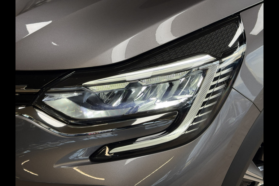 Renault Captur 1.3 TCe 160 R.S.Line | VERKOCHT! Groot Navi | Trekhaak |18 " | Camera | Stoelverwarming | PDC V+A | 100% Dealer onderhouden!