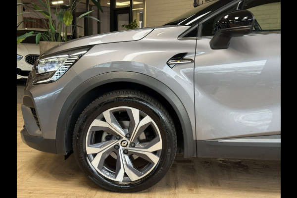 Renault Captur 1.3 TCe 160 R.S.Line | VERKOCHT! Groot Navi | Trekhaak |18 " | Camera | Stoelverwarming | PDC V+A | 100% Dealer onderhouden!