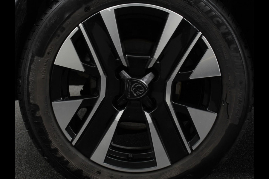 Peugeot 208 Automaat Allure | Navigatie | Apple Carplay/ Android Auto | Camera | Parkeersensoren | Adaptive Cruise Control | Stoelverwarming | Ledverlichting | Climate control