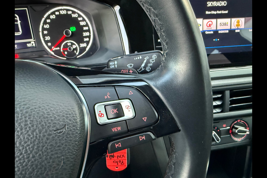 Volkswagen Polo 1.0 TSI Comfortline Business - Automaat - Navi - Airco - Cruise