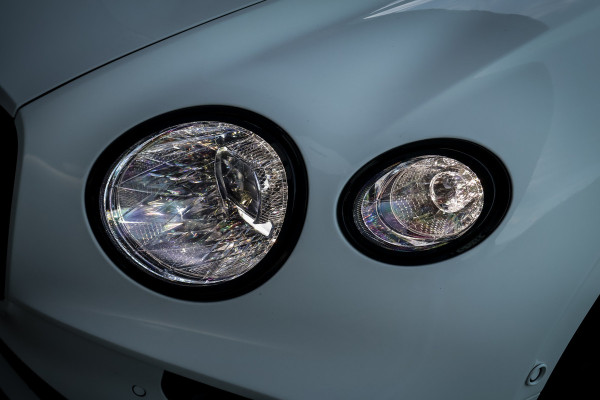 Bentley Continental GTC 4.0 V8 | CARBON | SPORTUITLAAT | STOELVERWARMING & VERKOELING | MASSAGE | ADAPTIVE CRUISE | DEALER ONDERHOUDEN | 360 CAMERA |