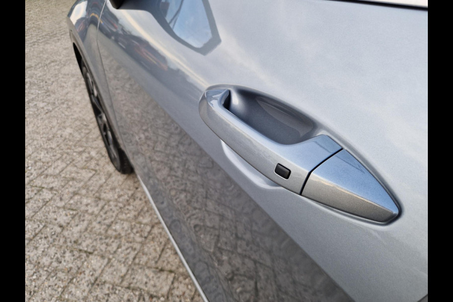 Kia Sportage 1.6 T-GDi Plug-in Hybrid AWD DynamicPlusLine | Mooie LMV | Adapt. Cruise | Elektr. Voorstoelen | Stoel- en Stuurverwarming | Pano Schuif/Kanteldak |