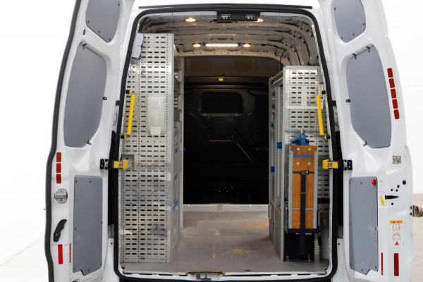 Ford Transit Custom 2.0 TDCI E6 L2H2 Trend Inrichting/Omvormer/Trekhaak 2740kg 06-2019