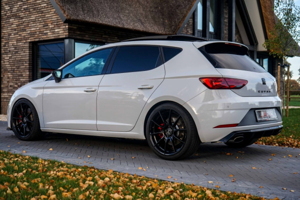 Seat Leon 2.0 TSI Cupra 300 Pano/Beats/DCC/DSG