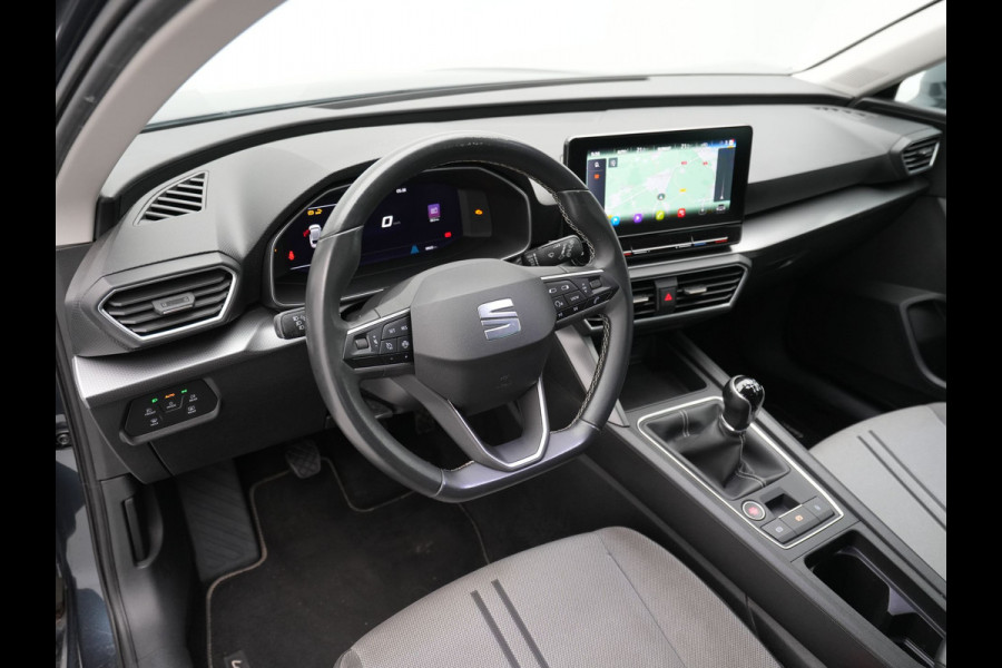 Seat Leon Sportstourer 1.5 TSI 130pk Style Navigatie Camera 17"velgen Keyless Parkassist Carplay 21