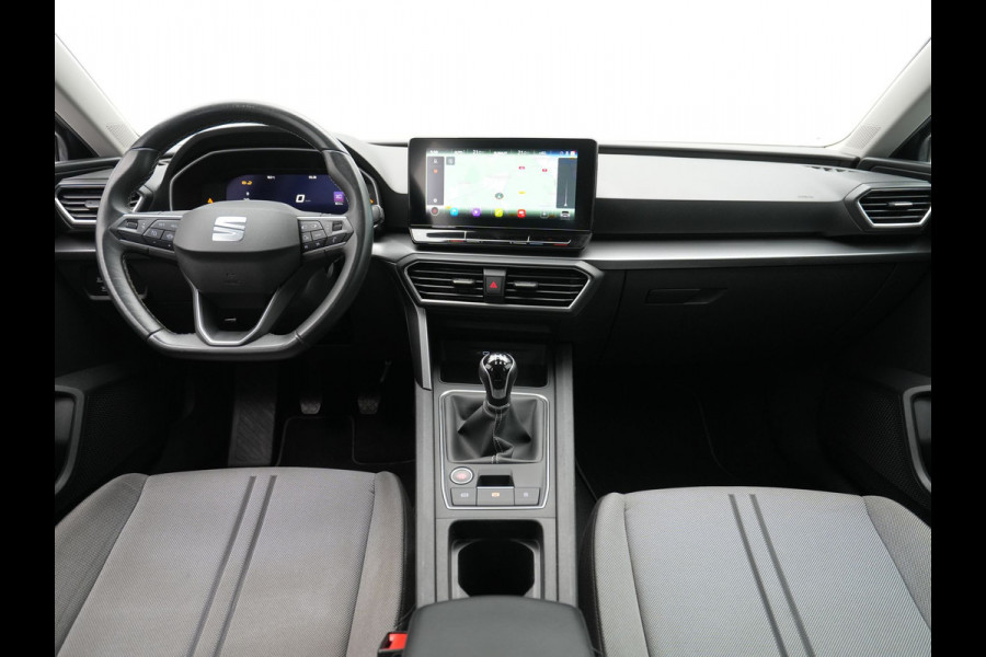Seat Leon Sportstourer 1.5 TSI 130pk Style Navigatie Camera 17"velgen Keyless Parkassist Carplay 21