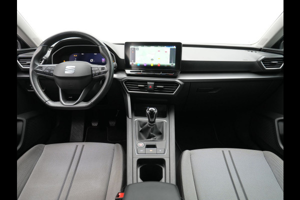 Seat Leon Sportstourer 1.5 TSI 130pk Style Navigatie Camera 17"velgen Keyless Parkassist Carplay 21