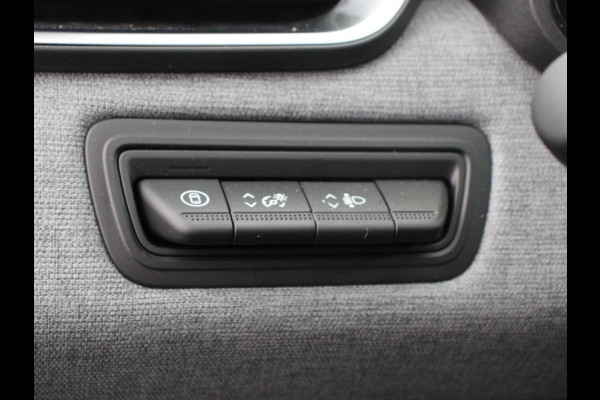 Mitsubishi Colt 1.6 HEV Automaat Intense Navigatie d.m.v. Apple Carplay/Android Auto Camera Climate Control Cruise Control Lichtmetalen velgen Extra Getint Glas Digitale Cockpit