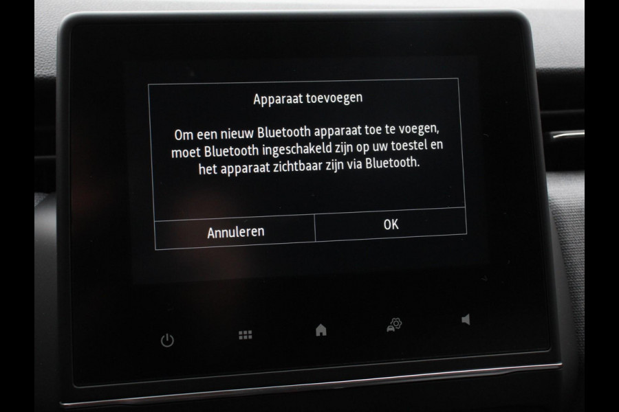 Mitsubishi Colt 1.6 HEV Automaat Intense Navigatie d.m.v. Apple Carplay/Android Auto Camera Climate Control Cruise Control Lichtmetalen velgen Extra Getint Glas Digitale Cockpit