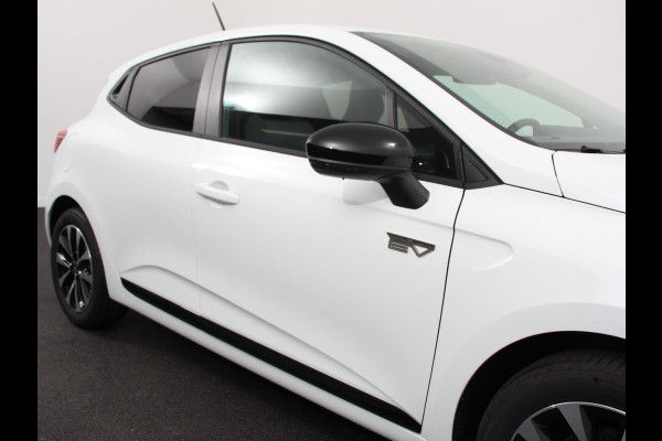 Mitsubishi Colt 1.6 HEV Automaat Intense Navigatie d.m.v. Apple Carplay/Android Auto Camera Climate Control Cruise Control Lichtmetalen velgen Extra Getint Glas Digitale Cockpit