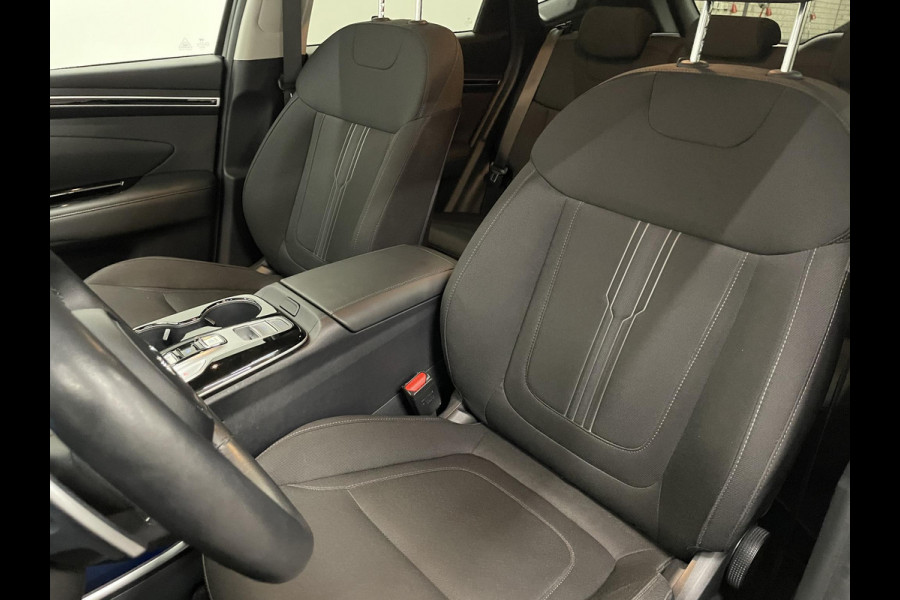 Hyundai Tucson 1.6 T-GDI PHEV Comfort 4WD Navigatie Apple Carplay/Android Auto Camera Parkeersensoren Adaptieve Cruise Control Stoelverwarming Elektrische Achterklep Climate Control