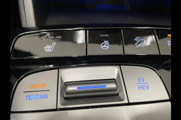 Hyundai Tucson 1.6 T-GDI PHEV Comfort 4WD Navigatie Apple Carplay/Android Auto Camera Parkeersensoren Adaptieve Cruise Control Stoelverwarming Elektrische Achterklep Climate Control