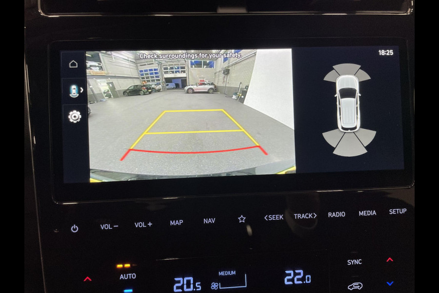 Hyundai Tucson 1.6 T-GDI PHEV Comfort 4WD Navigatie Apple Carplay/Android Auto Camera Parkeersensoren Adaptieve Cruise Control Stoelverwarming Elektrische Achterklep Climate Control