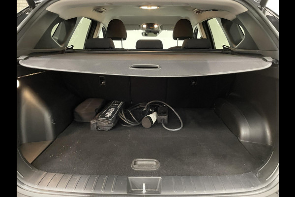 Hyundai Tucson 1.6 T-GDI PHEV Comfort 4WD Navigatie Apple Carplay/Android Auto Camera Parkeersensoren Adaptieve Cruise Control Stoelverwarming Elektrische Achterklep Climate Control