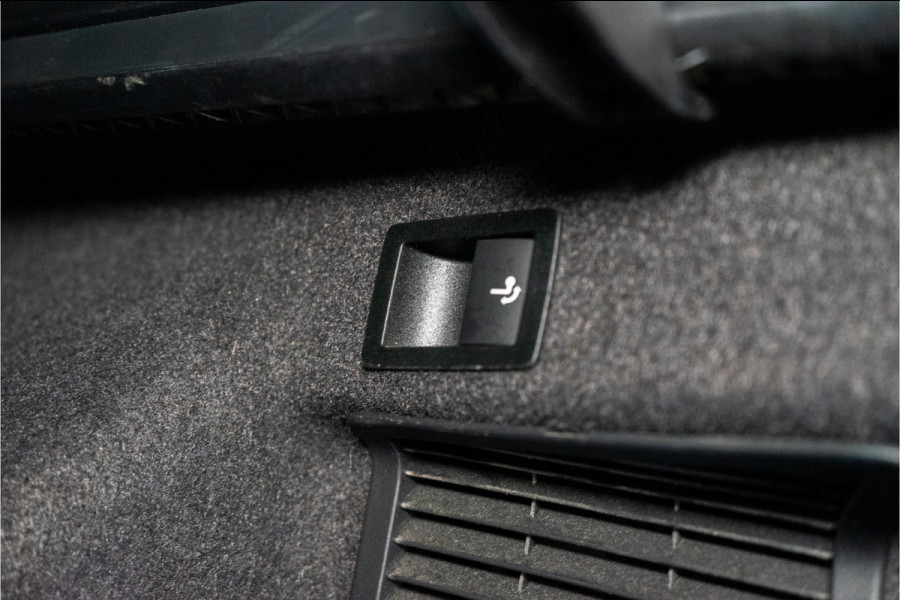 Škoda Kodiaq 1.5 TSI Sportline Business 150PK | NL AUTO+NAP+1e Eigenaar | LED | Carplay | Stoelverw. | Trekhaak | Canton GERESERVEERD