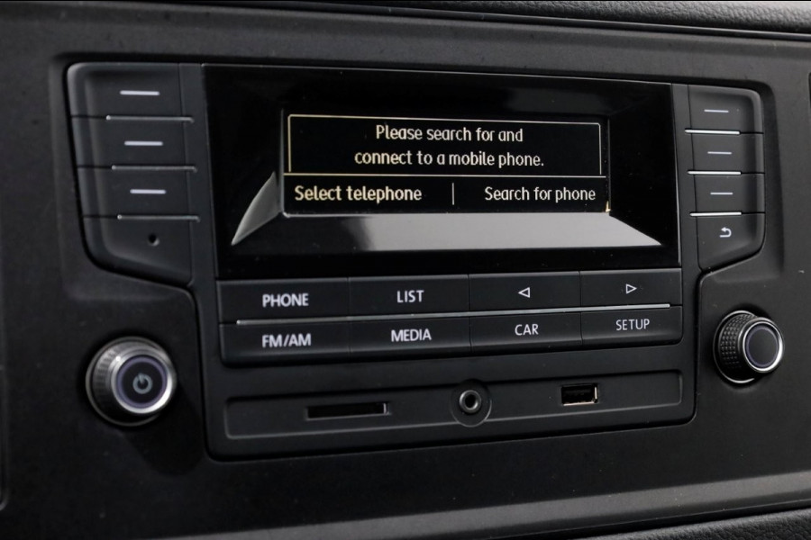 Volkswagen Crafter 35 2.0 TDI E6 L2H1 D.C. Van den Born Kipper 07-2018