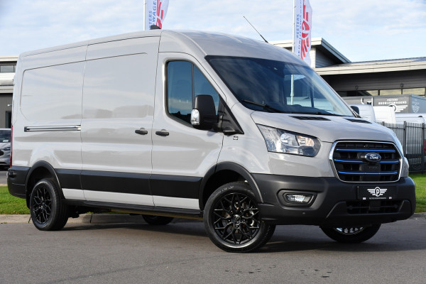 Ford E-Transit 350 L3H2 68 kWh PB Edition Adaptieve Cruise, 360 Camera, Carplay, BLIS, Stoelverwarming, NAVI, Multimedia, Sensoren, Uniek!