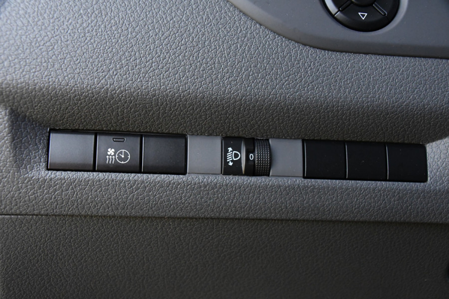 Toyota ProAce 2.0 D-4D GR Sport Edition 360 Camera, Cruise, Carplay, Head-up, 177pk, 2 x Schuifdeur, Trekhaak, Stoelverwarming, Automaat, Uniek!