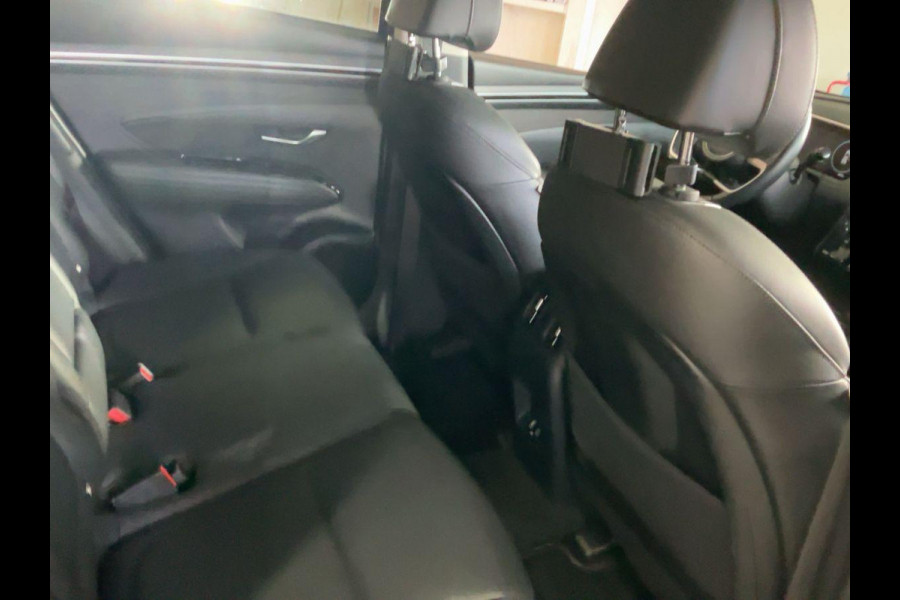 Hyundai Tucson 1.6 T-GDI PHEV Premium 4WD | Afneembare trekhaak | Dealer onderhouden |  Stoelverwaming/Stoelverkoeling | Adaptive cruise control | Krell Audio