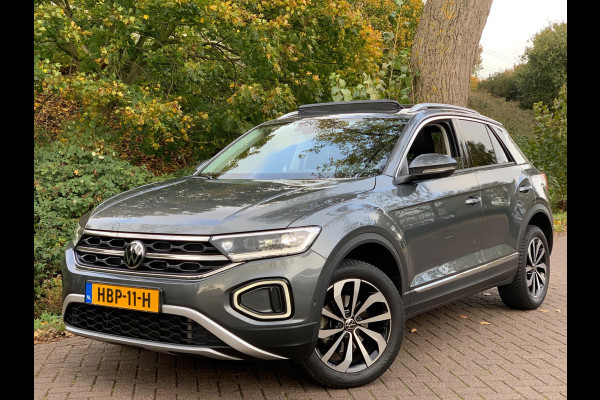 Volkswagen T-Roc 1.5 TSI Life Business AUTOMAAT PANO 17'' 2024 !