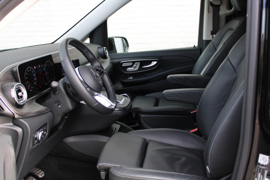 Mercedes-Benz V-Klasse 300d / DC / AMG / Elec Stoelen / 360 Cam / 2x Elec Schuifdeur / Burmester / Vol Opties / NIEUWSTAAT
